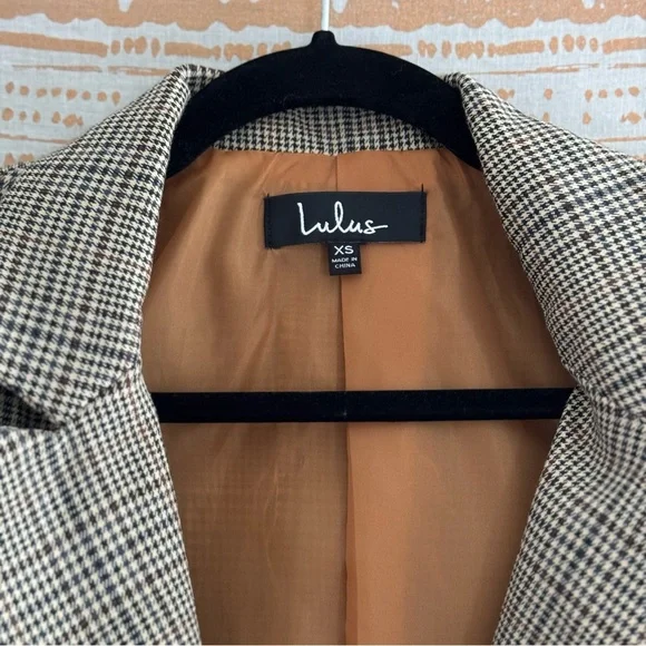 Lulus Making Headlines Beige Multi Plaid Blazer size XS - Picture 8 of 11